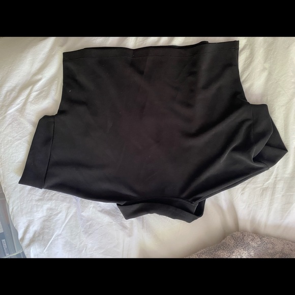 Matching set. Scuba type material, boxier fit. Skirt and top sold together - Picture 3 of 6